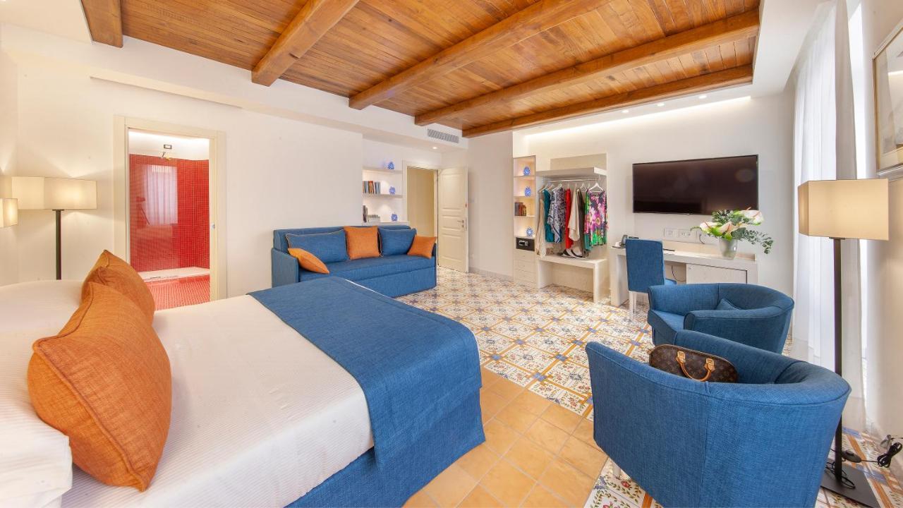 Deluxe Double or Twin Room Balcony