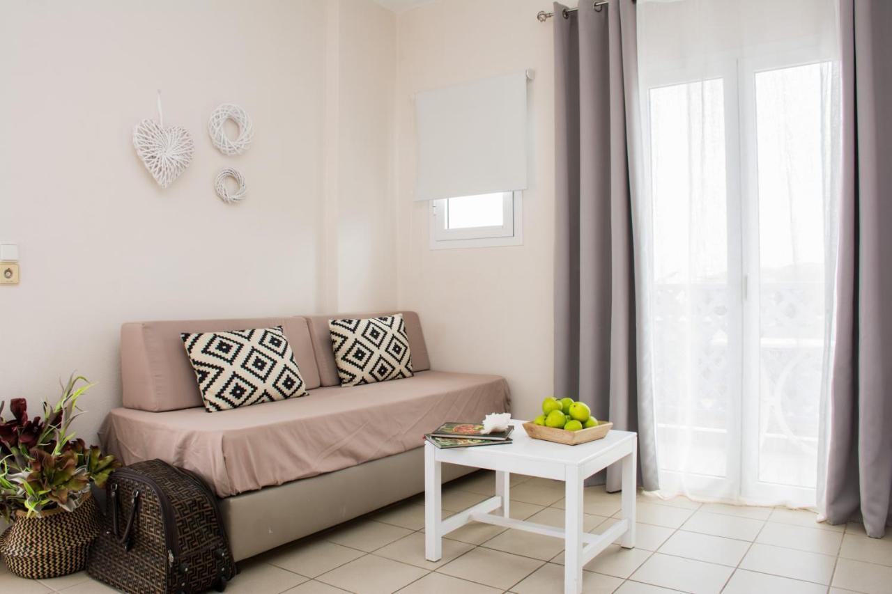 One-Bedroom Apartment Garden View