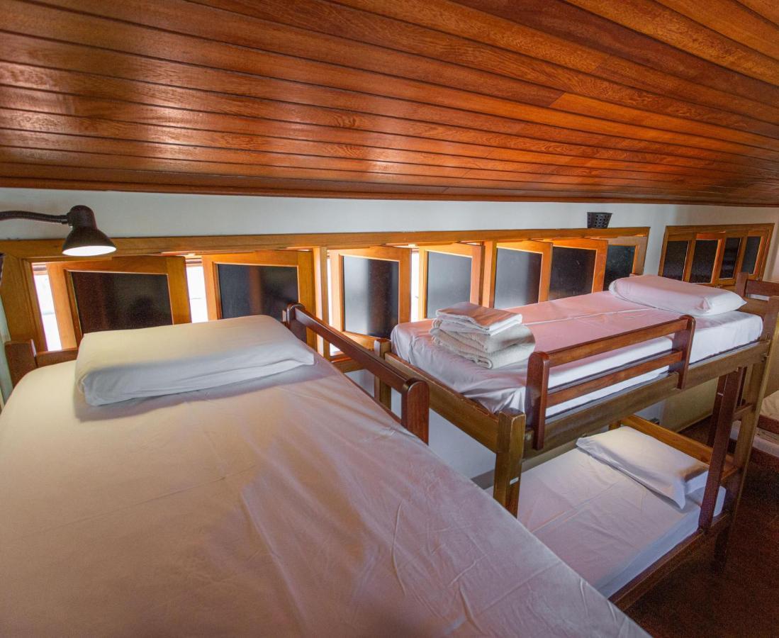 Bed 8-Bed Mixed Dormitory Room