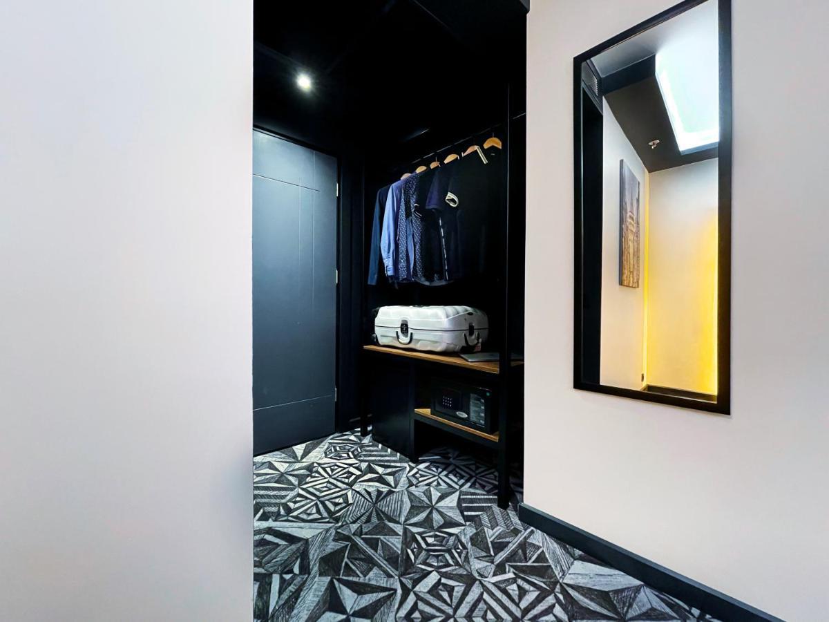 Standard Room,1081456333:JPEG