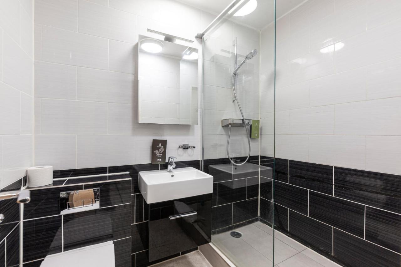 Super Family Apartments