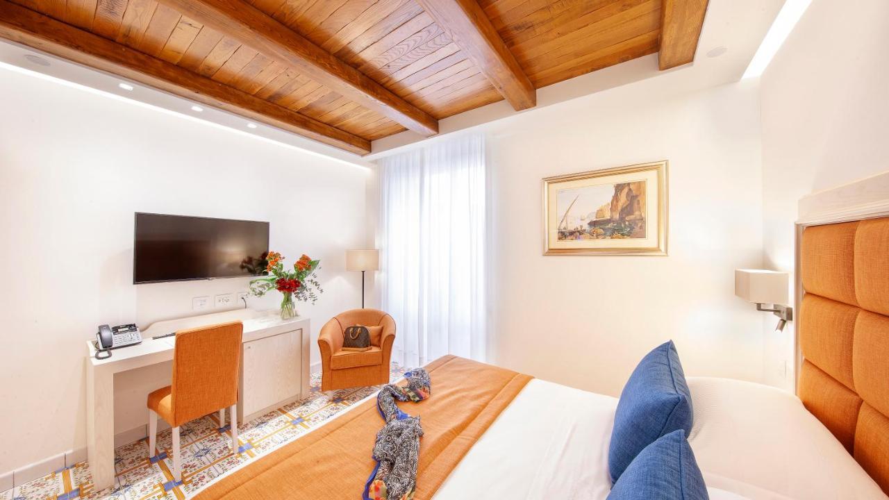 Deluxe Double or Twin Room Balcony