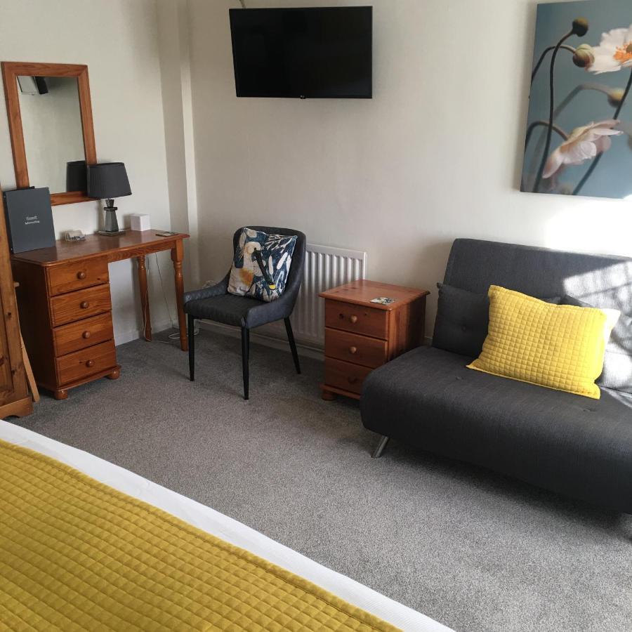 Large Double or Twin Room