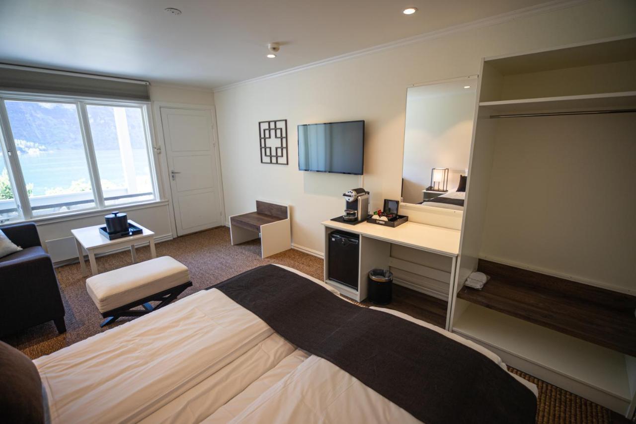 Twin Room Patio