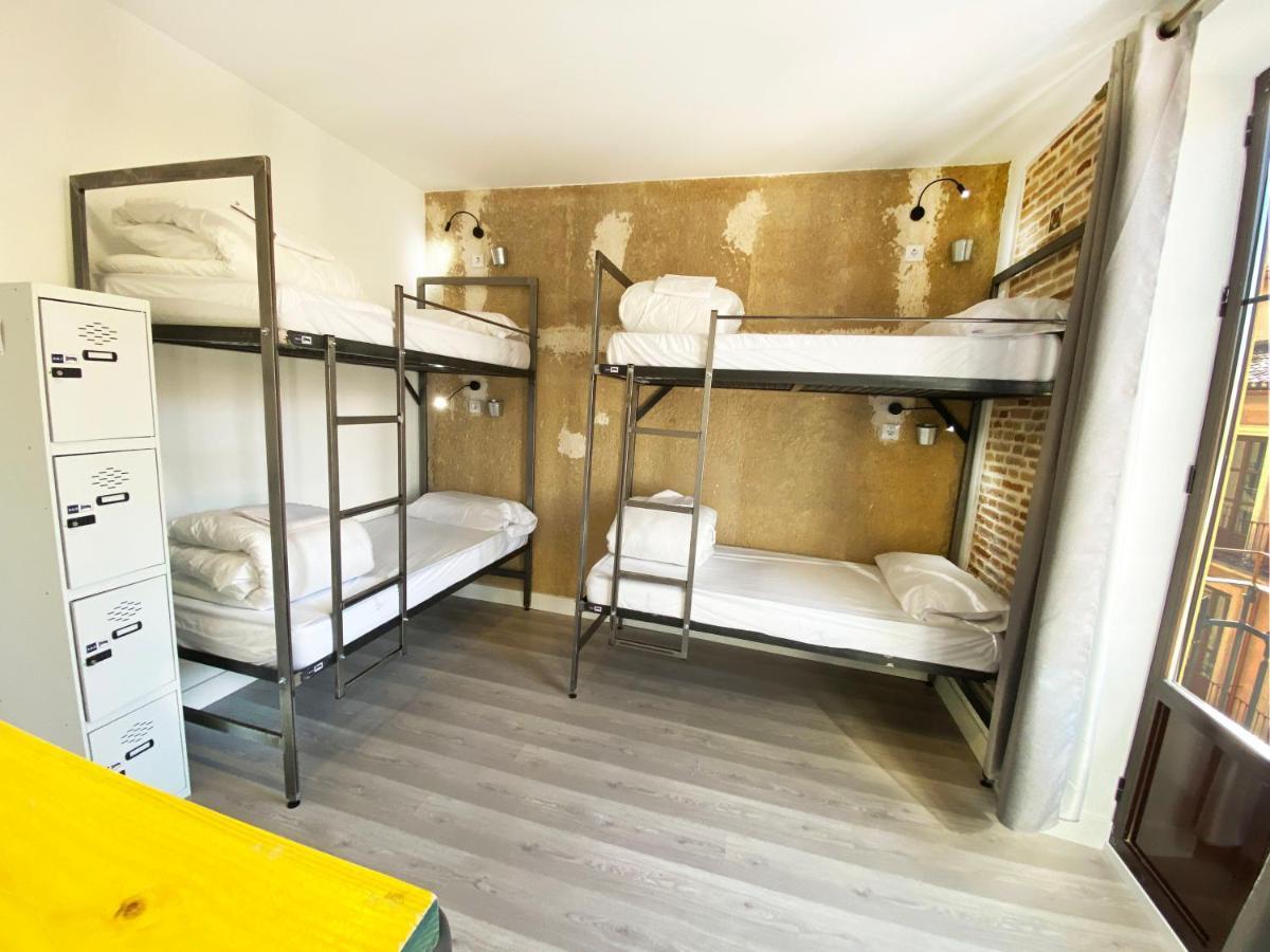 Bed 4-Bed Female Dormitory Room