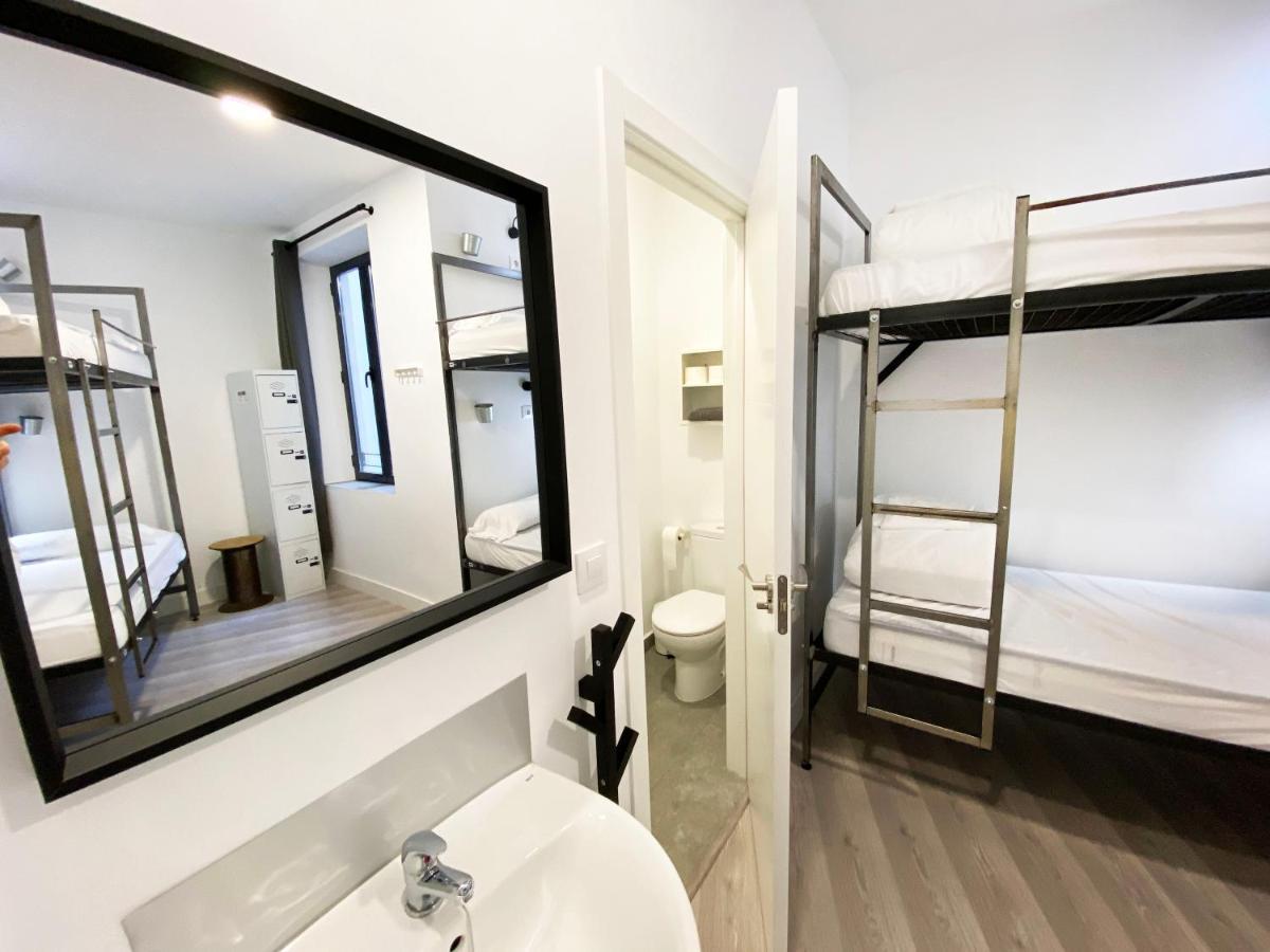 Bed 4-Bed Dormitory Room