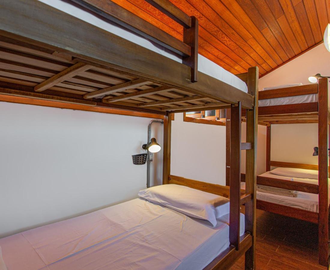 Bed 8-Bed Mixed Dormitory Room