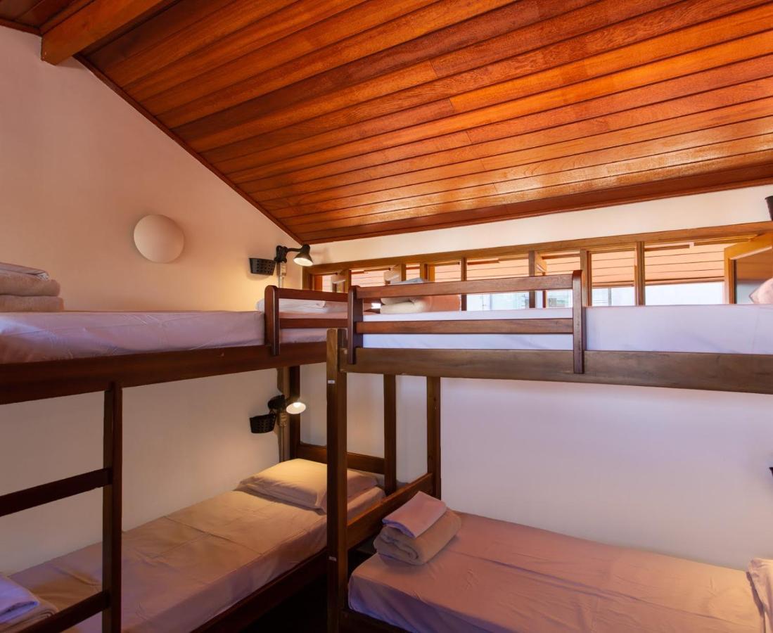 Bed 8-Bed Mixed Dormitory Room