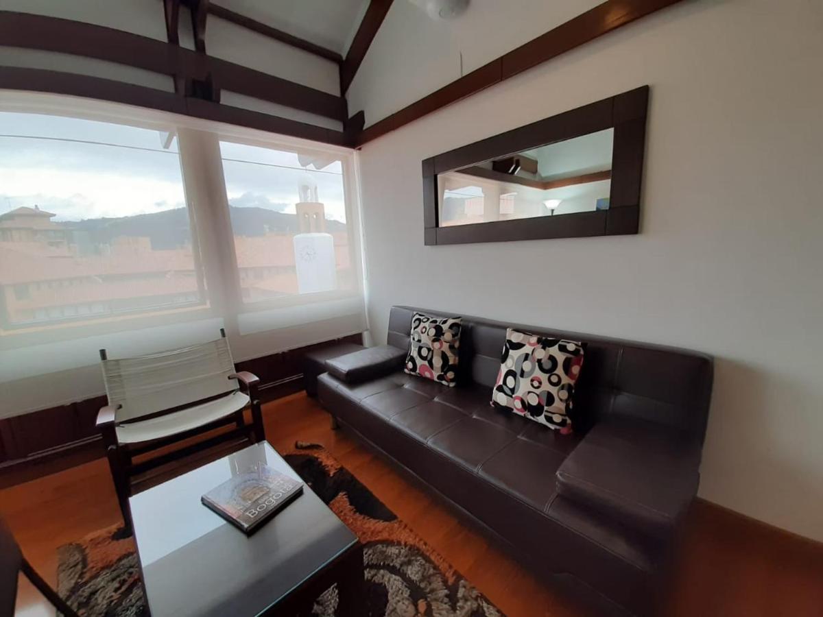 Standard Two-Bedroom Apartment,1084886290:JPEG