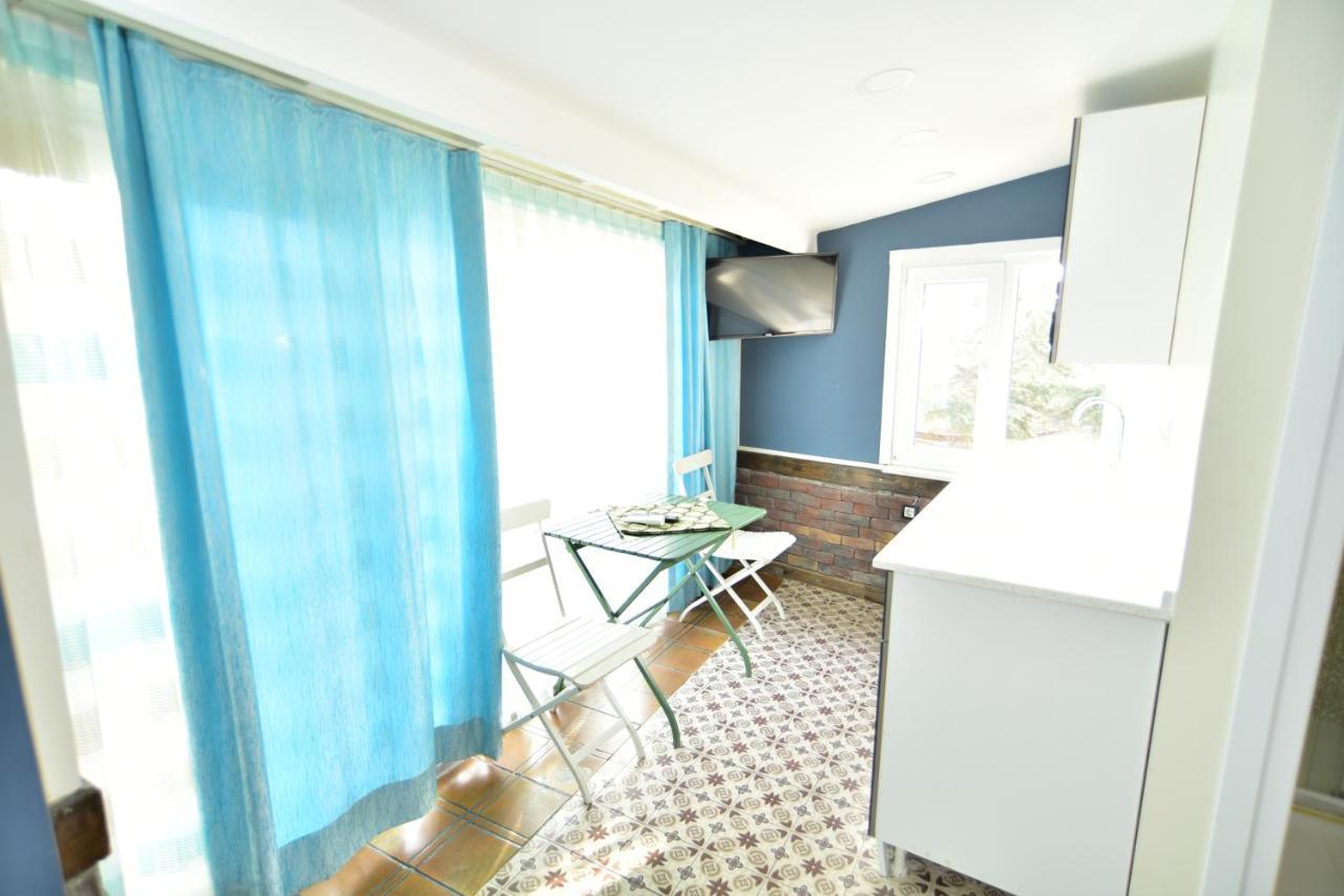 Family Room Terrace