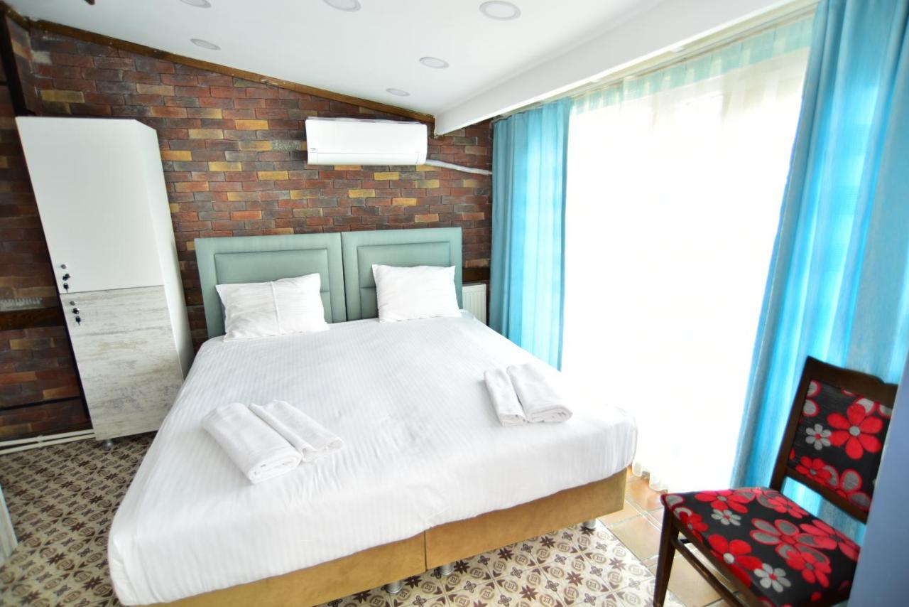 Family Room Terrace