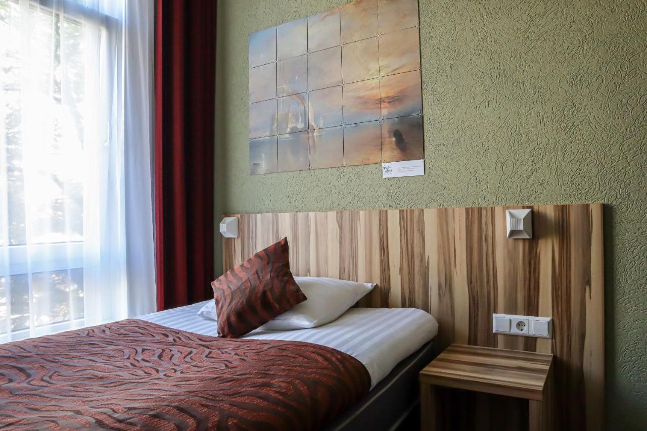 Comfort Single Room