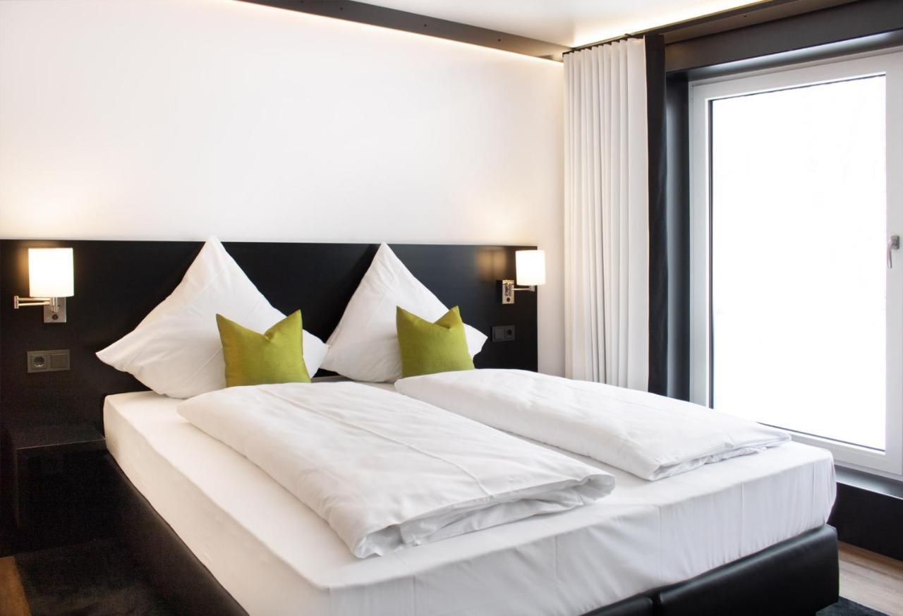 Standard Double Room,1087323019:JPEG