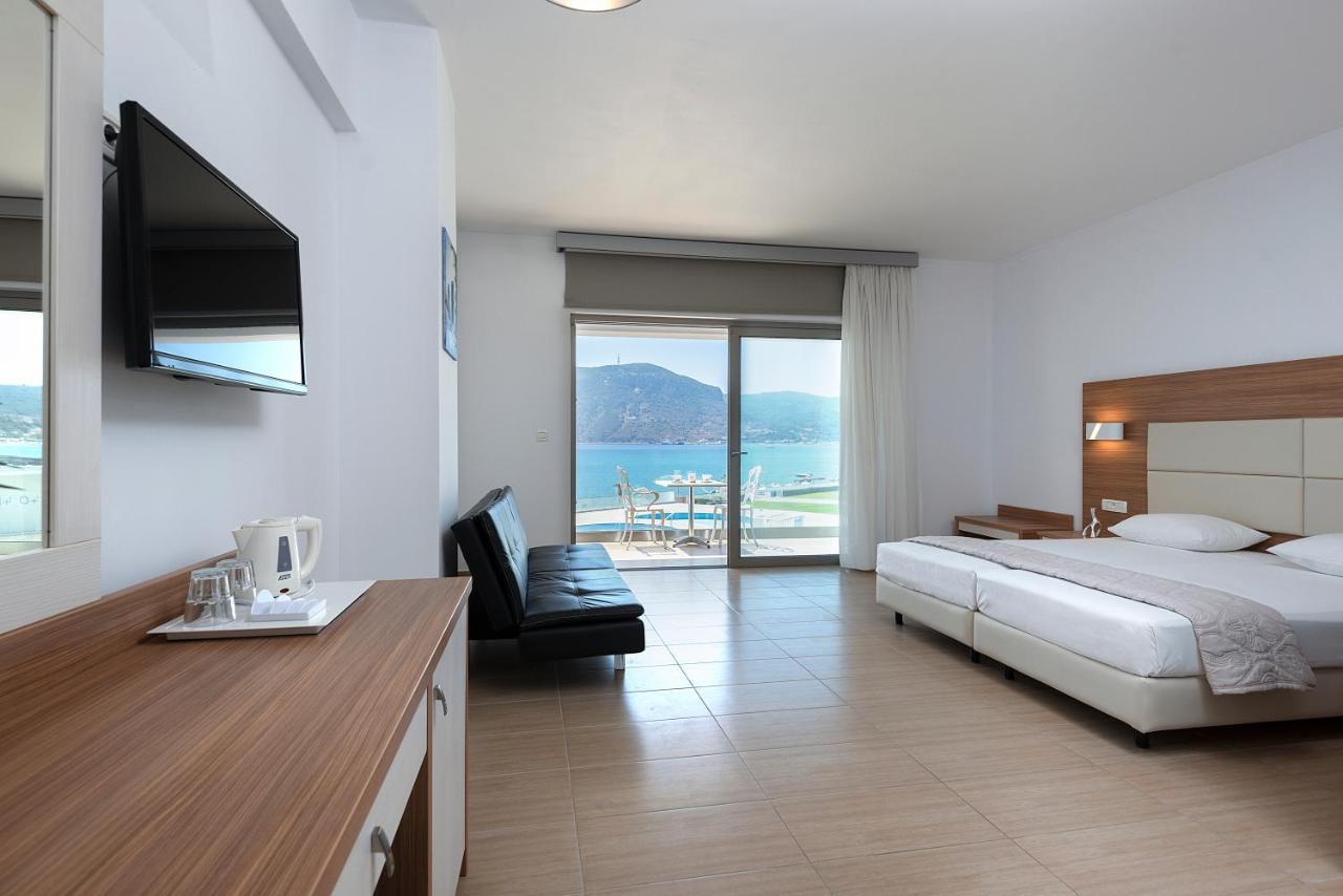 Superior Triple Room Sea View