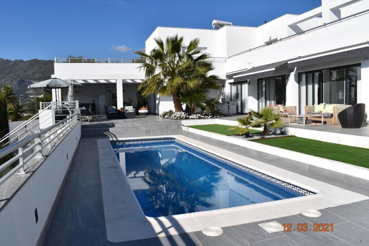Deluxe Tweepersoonskamer met Balkon en Uitzicht op Zee