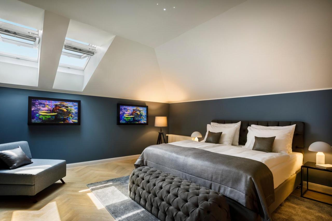 Imperial Loft Room