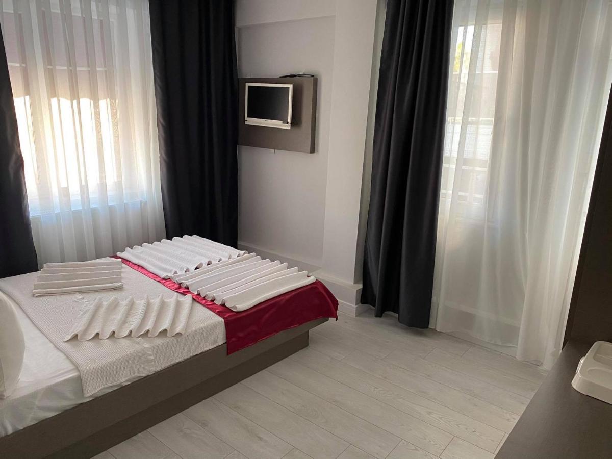 Single Room Balcony