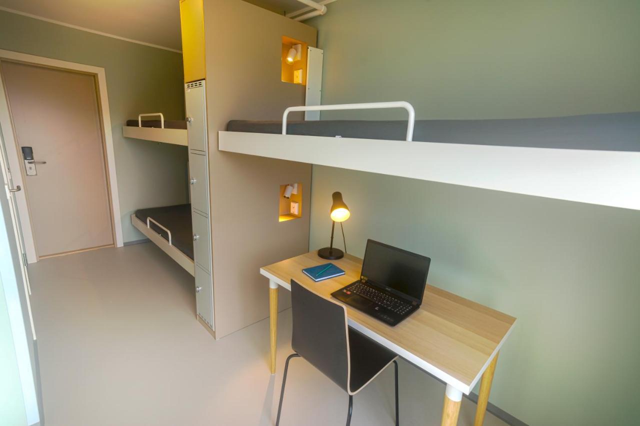 Driepersoonskamer met Eigen Badkamer