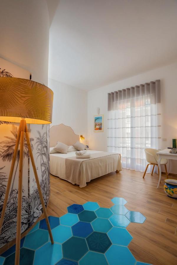 Quarto Duplo Deluxe com Vista Lateral do Mar
