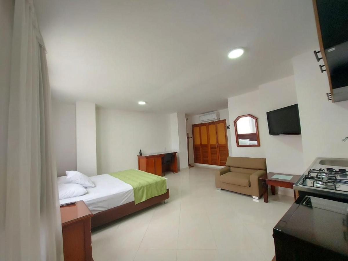 Studio Apartment