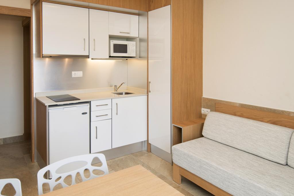 Appartamento Esmeralda con 2 Camere da Letto Vista Mare