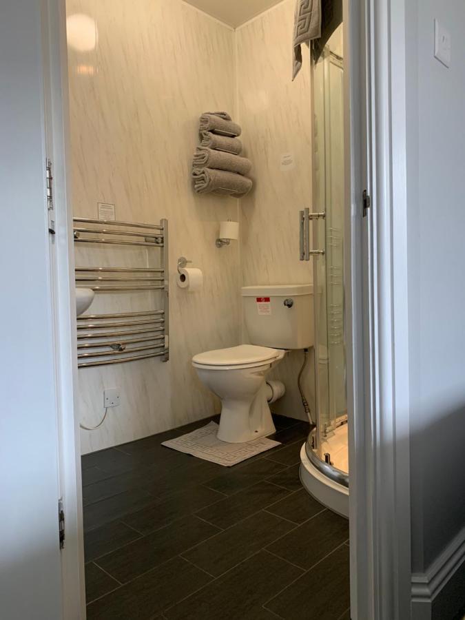Family Room,1094057790:JPEG