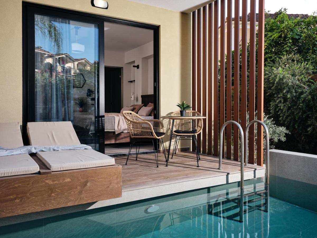 Deluxe Double or Twin Room Pool Access