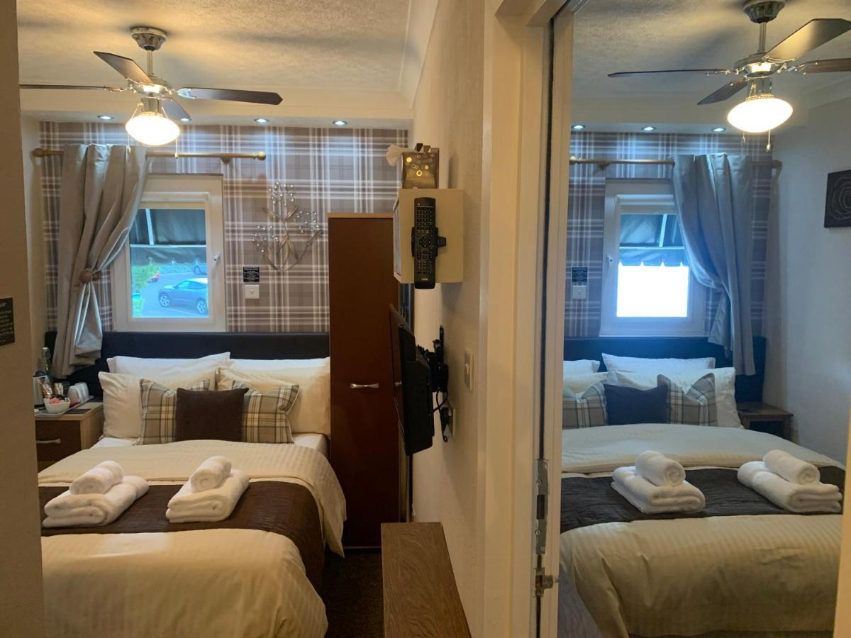 Two-Bedroom Suite,1092354387:JPEG