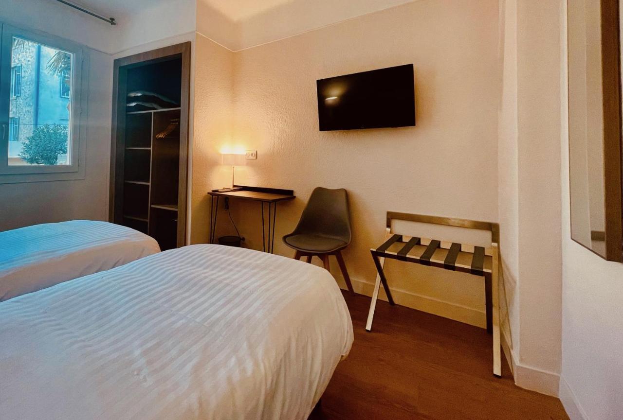 Economy Twin Room