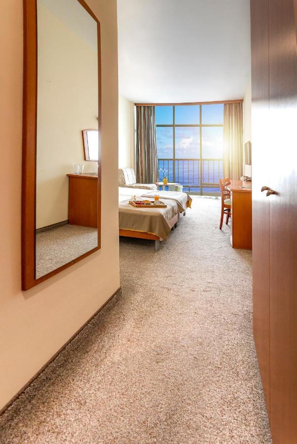 Twin Room Balcony Sea View Beach