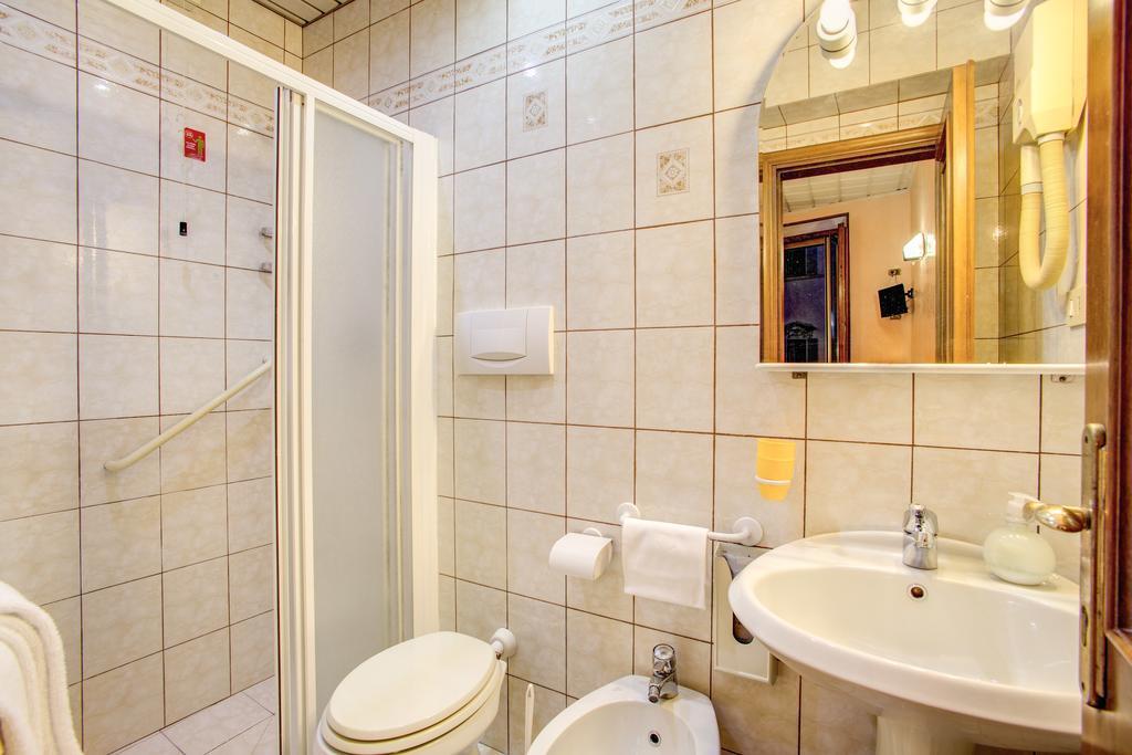 Habitación Doble con baño privado - 1 o 2 camas
