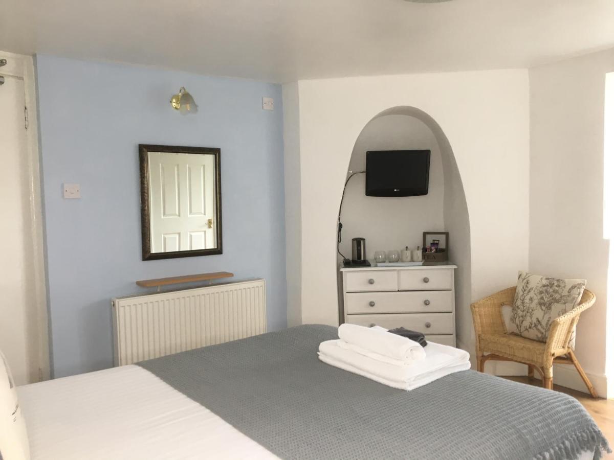 Small Double Room Patio