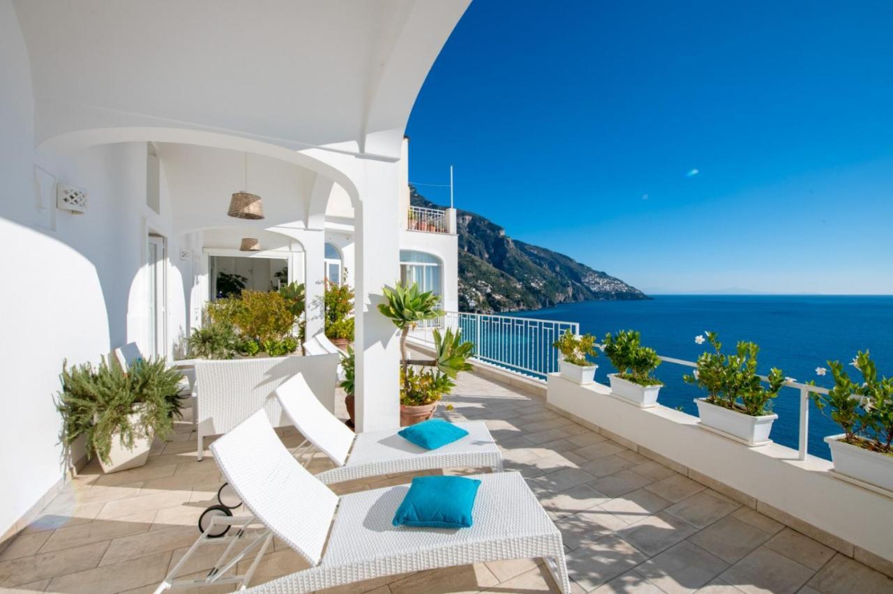 Deluxe Double or Twin Room Sea View