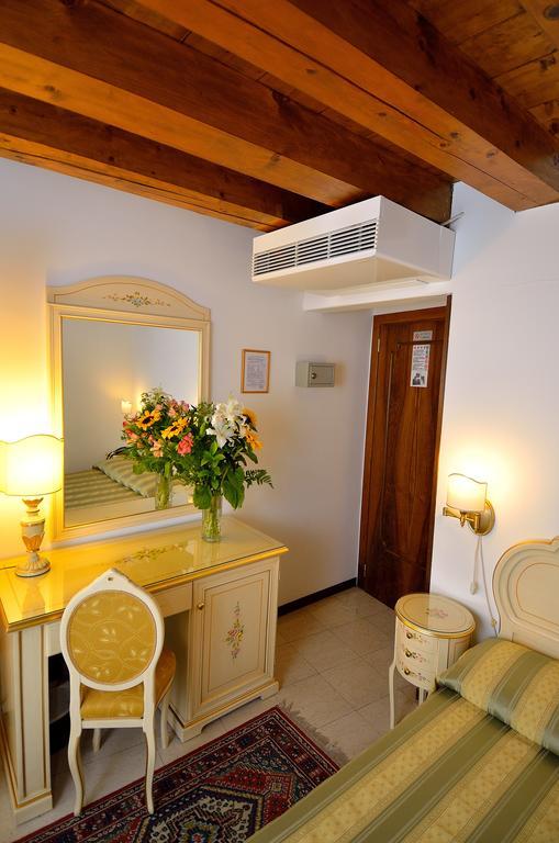Double Room,1773678300:JPEG