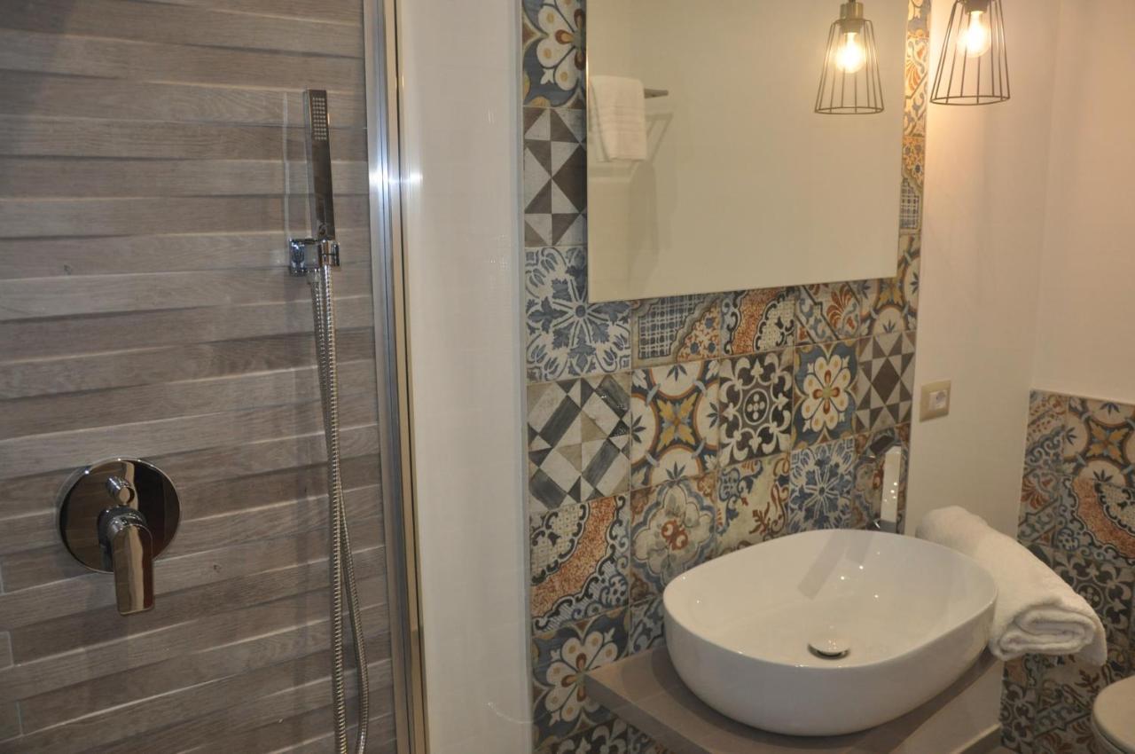 Double or Twin Room Private Bathroom