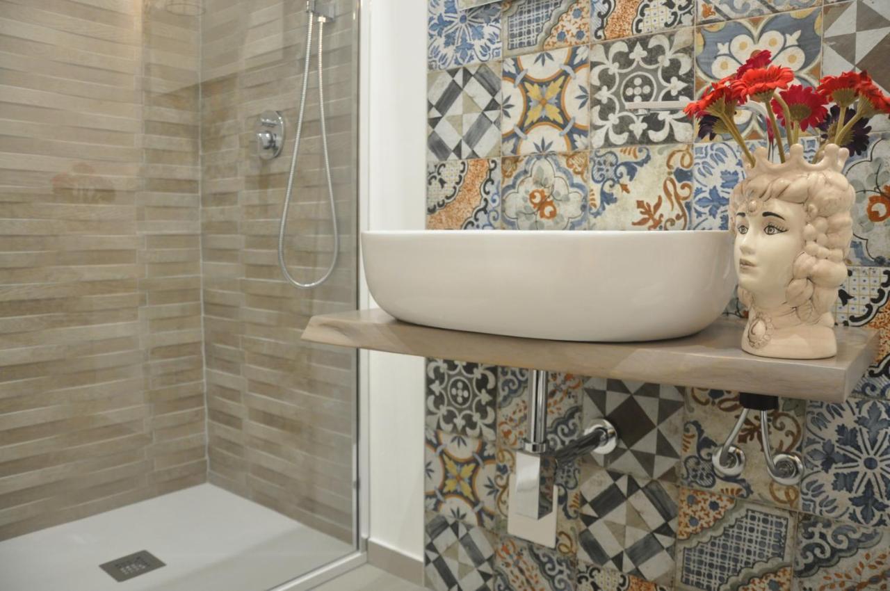 Double or Twin Room Private Bathroom