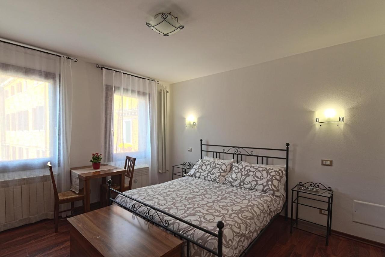 Standard Double Room,1105969335:JPEG