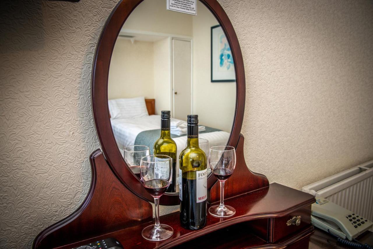 Twin Room,1245306805:JPEG