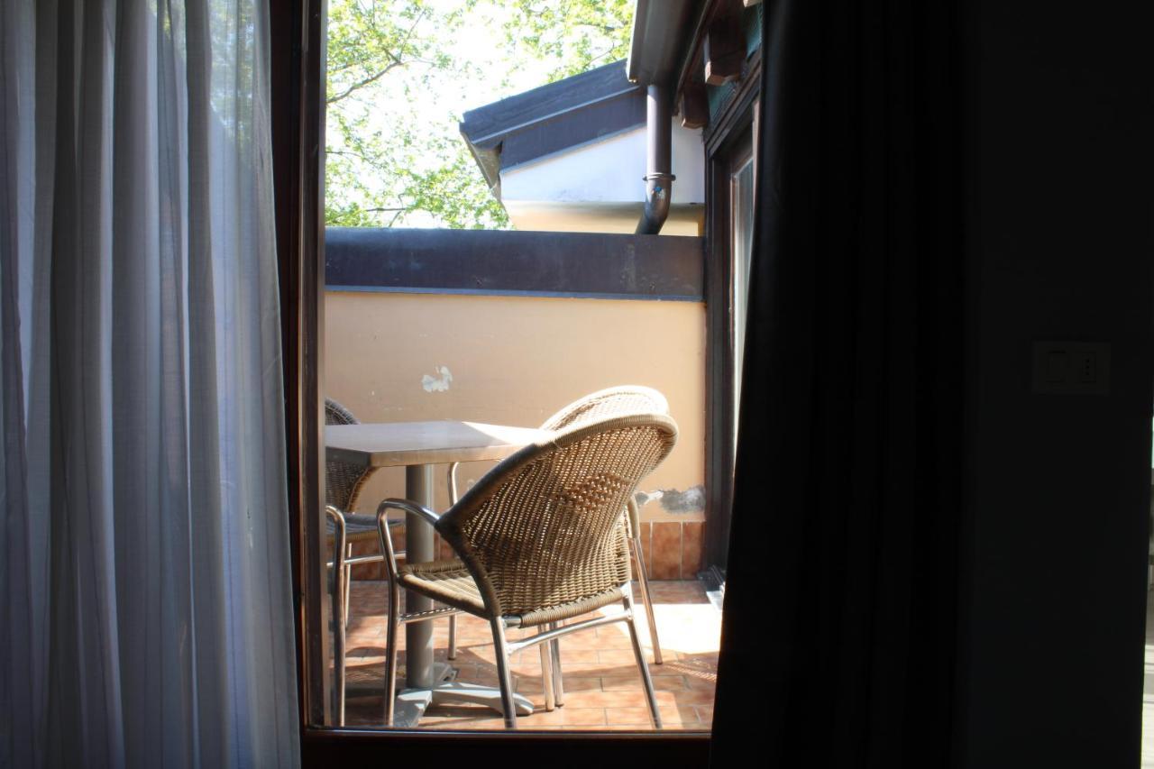 Appartamento con 1 Camera da Letto e Balcone - Mansarda