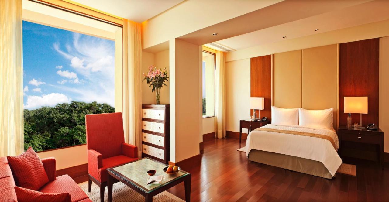 Residential Suite two way airport transfers