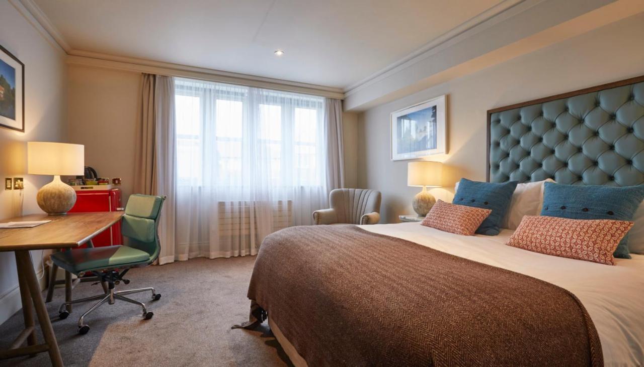 Casual Double Room,296572208:JPEG
