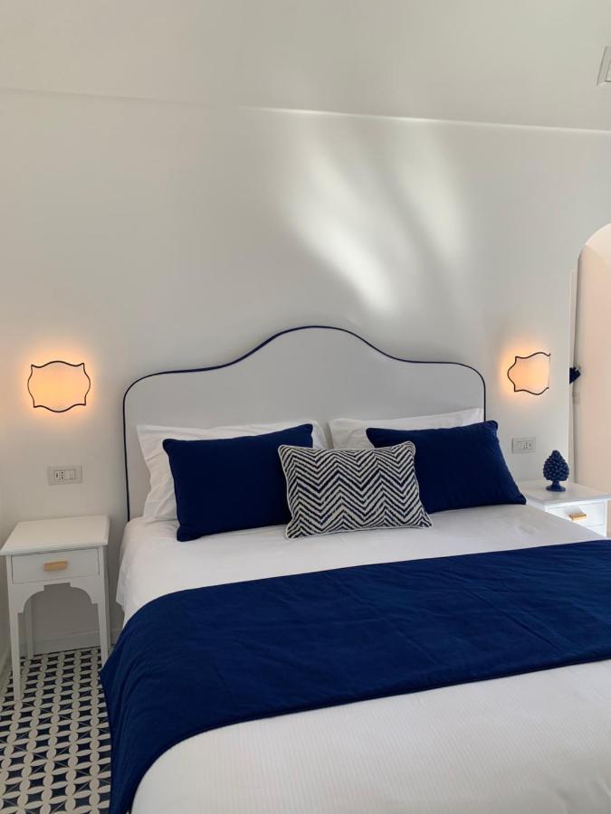 King Suite Spa Bath