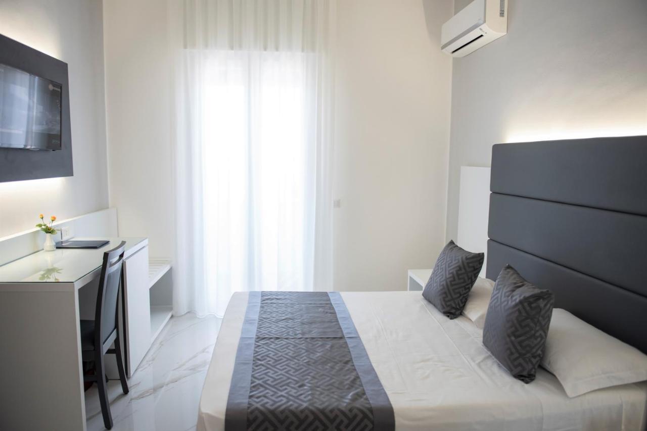 Doppelzimmer mit Balkon