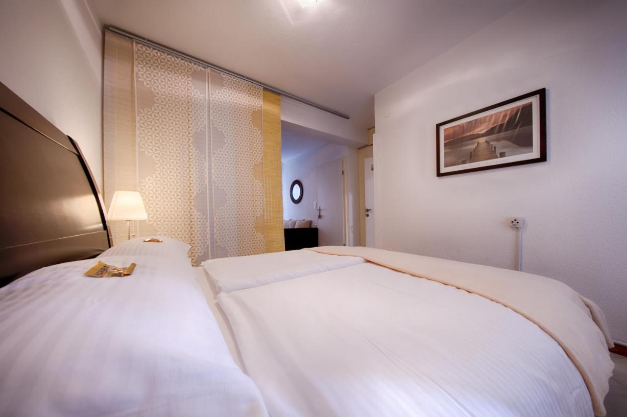 Double Room Private Bathroom