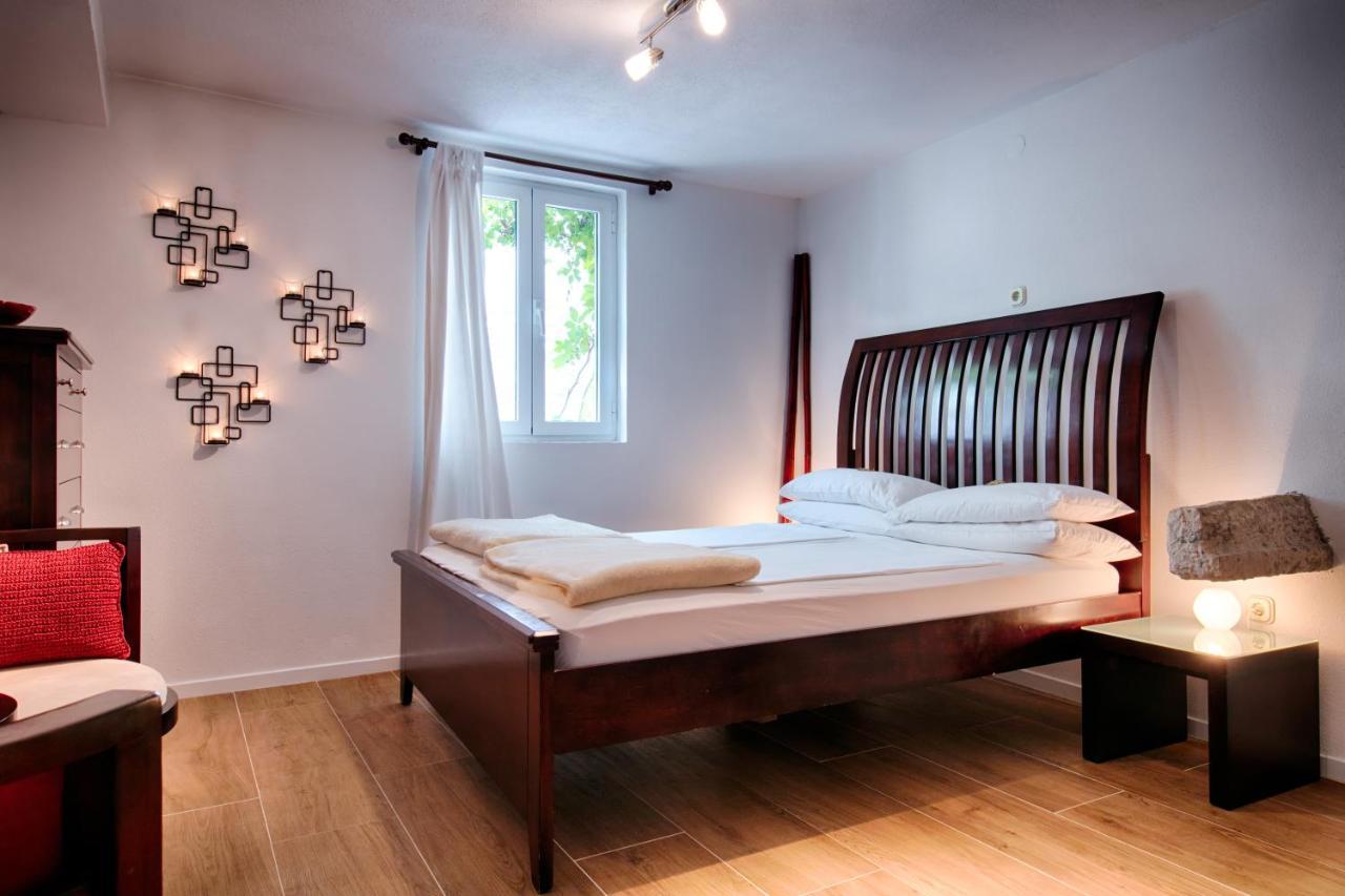 Double Room Private Bathroom
