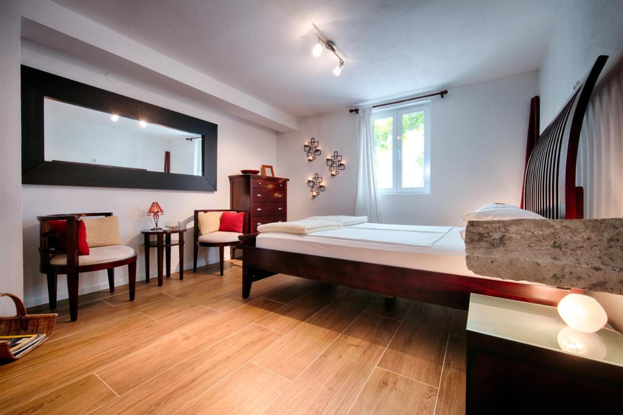 Double Room Private Bathroom