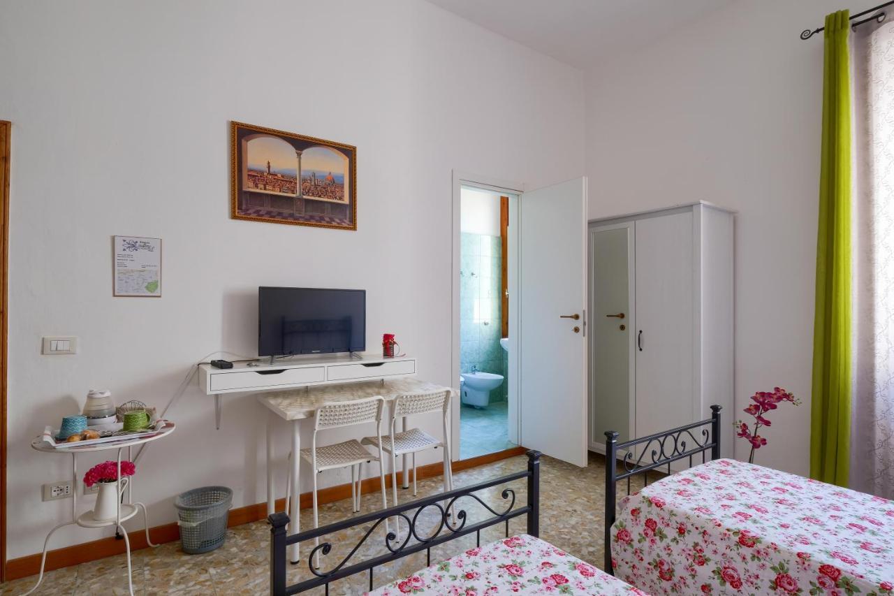 Triple Room Private Bathroom
