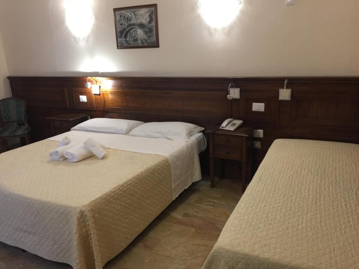 Classic Triple Room