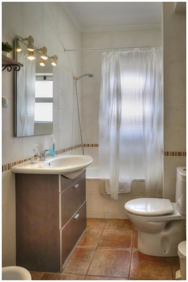 Apartamento de 2 Quartos com Vista do Mar