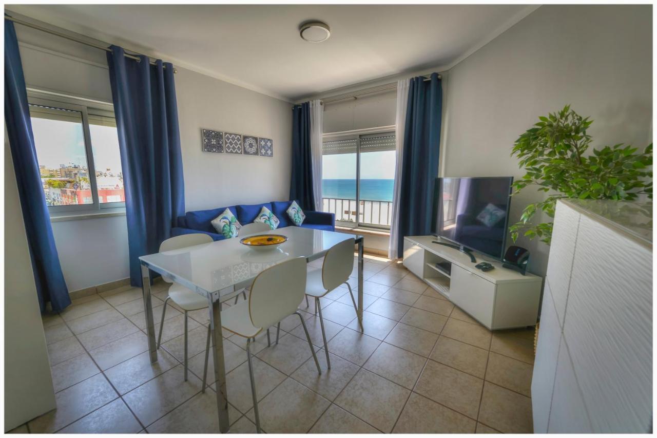 Two-Bedroom Apartment Sea View